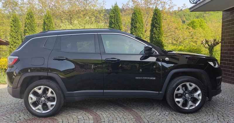 Jeep Compass cena 83500 przebieg: 134000, rok produkcji 2017 z Frombork małe 67